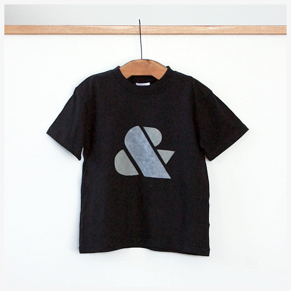Bold ampersand Boys T-shirt Black