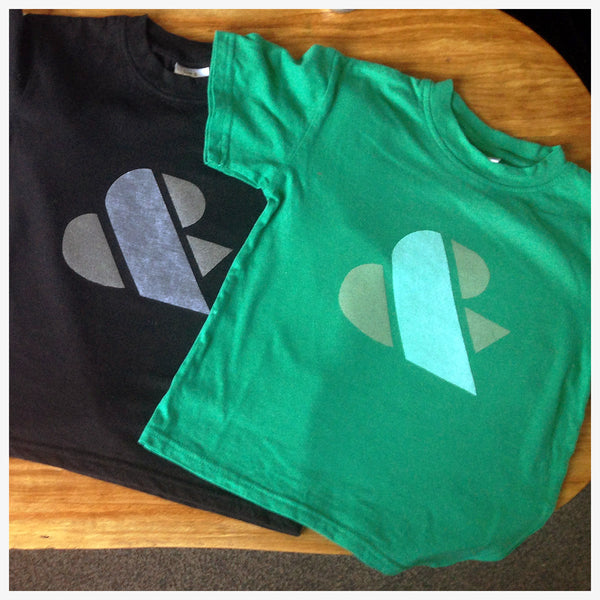 Bold ampersand Boys T-shirt Green&Black